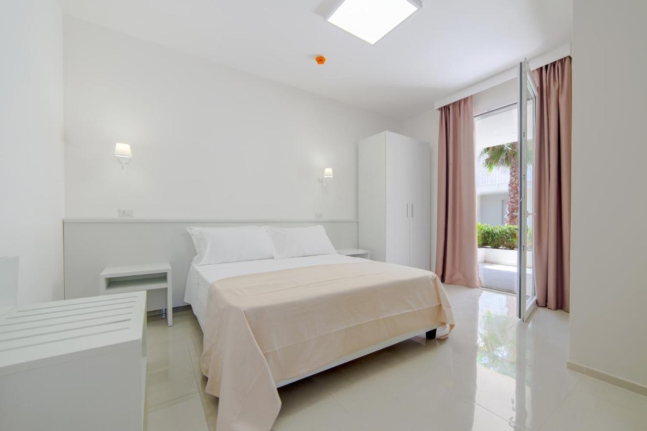Smart Hotel Ugento Torre San Giovanni Extérieur photo
