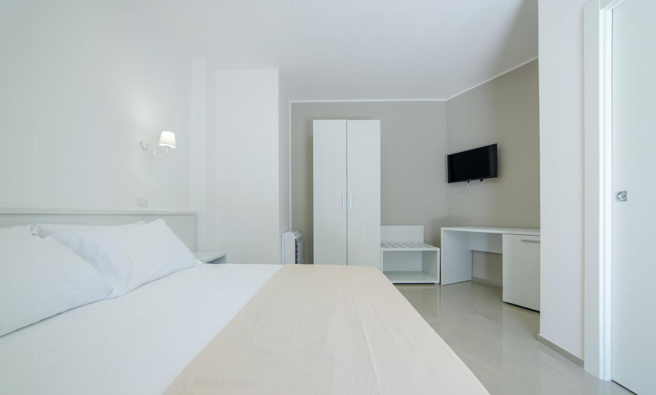 Smart Hotel Ugento Torre San Giovanni Extérieur photo