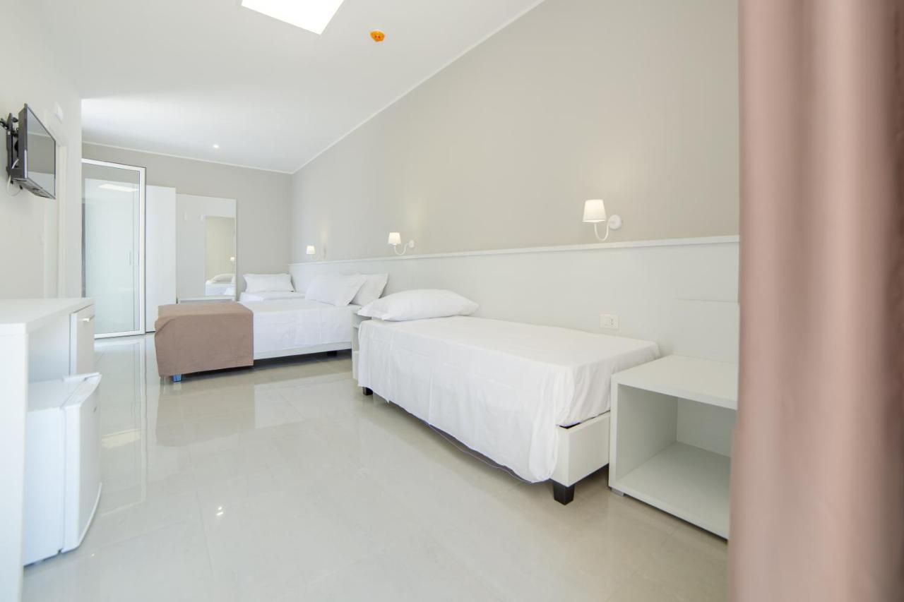 Smart Hotel Ugento Torre San Giovanni Extérieur photo